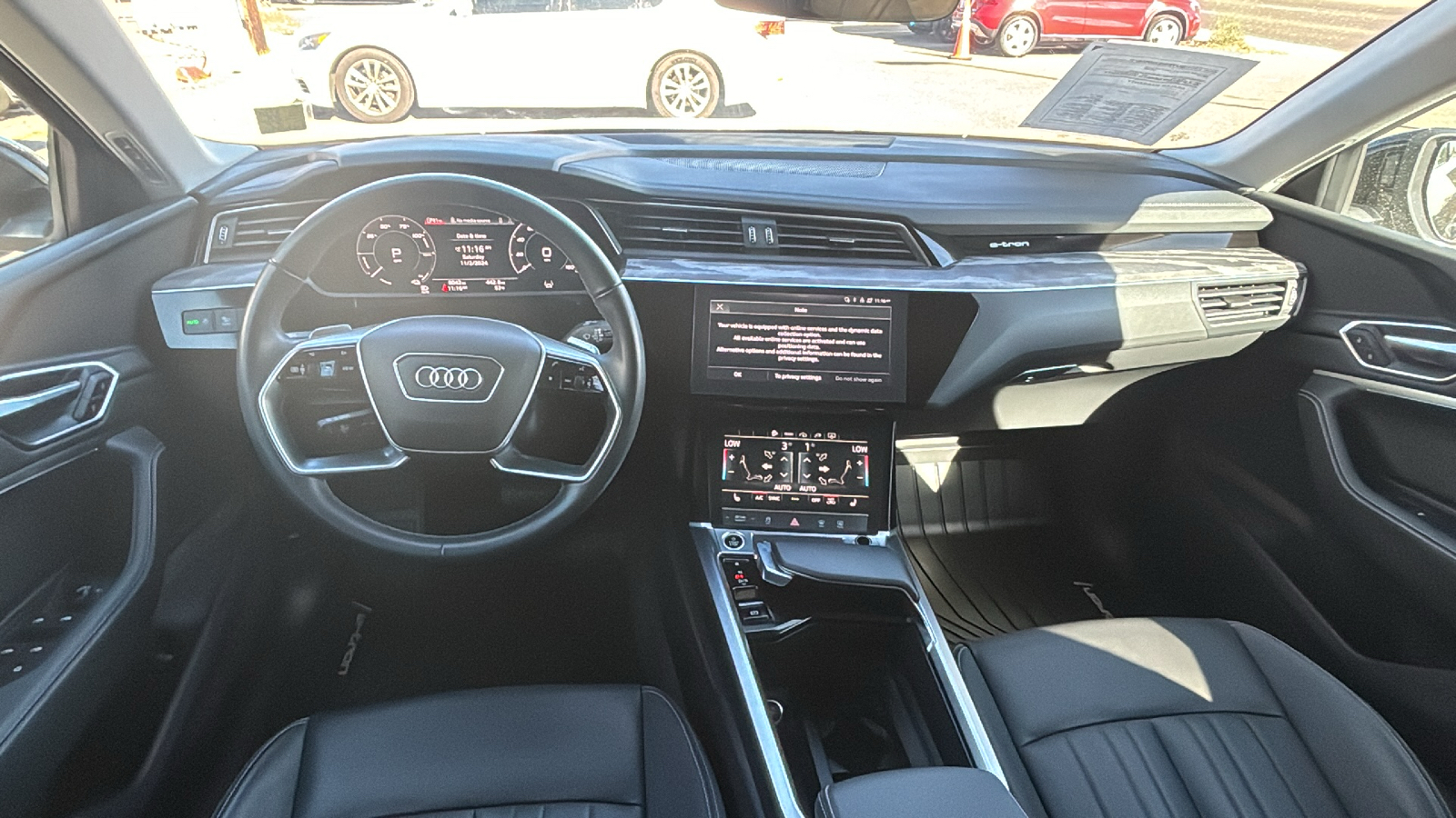 2024 Audi Q8 e-tron quattro Premium AWD Electric, Navigation, Sunroof, 11