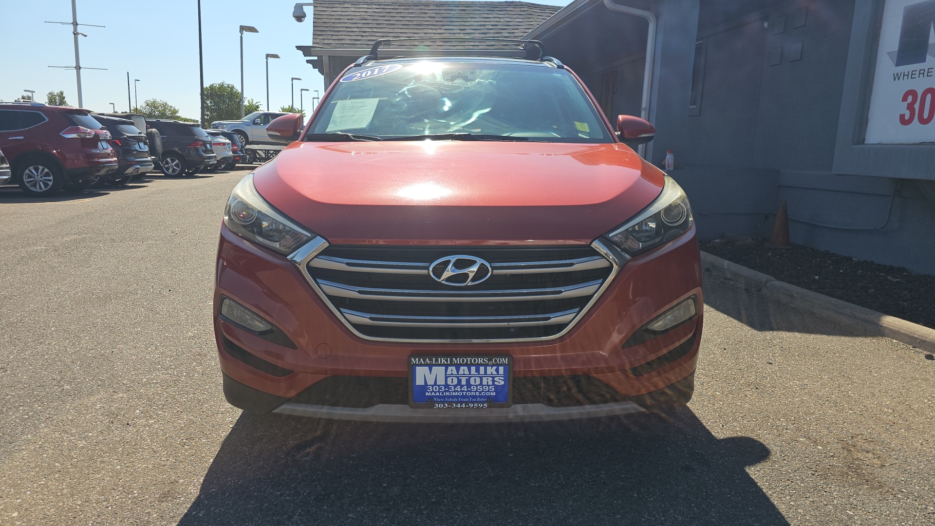 2017 Hyundai TUCSON Limited AWD for Superior Control and Traction 2