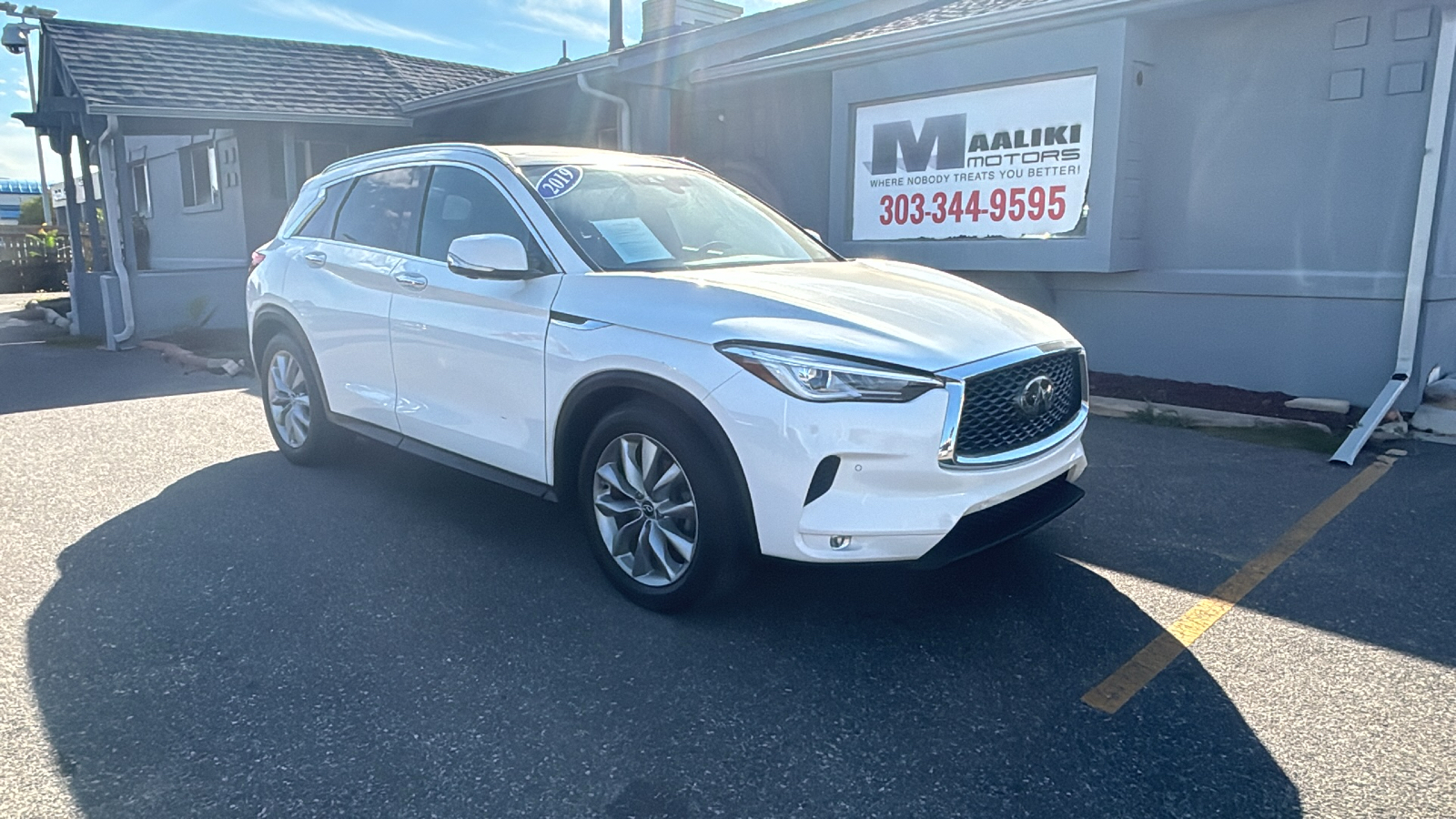 2019 INFINITI QX50 Essential  1