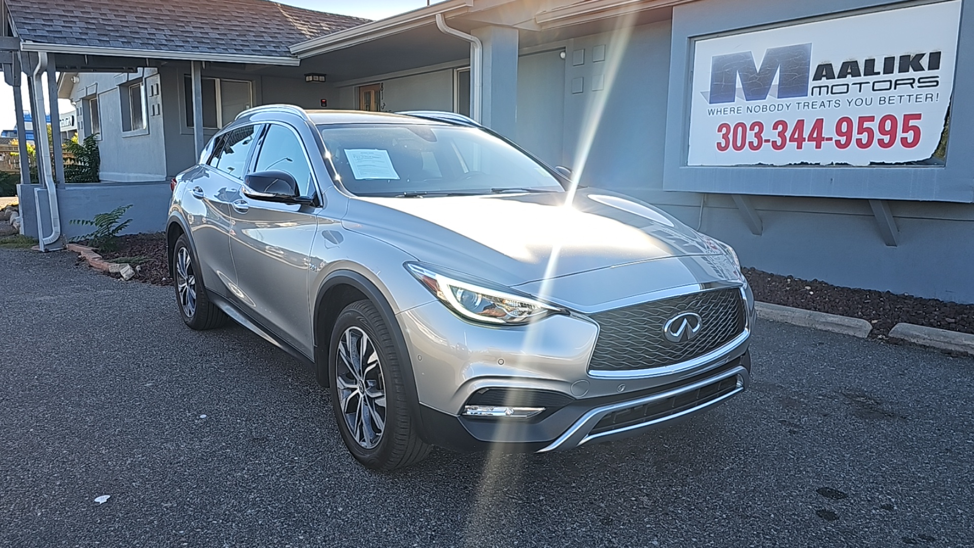 2017 INFINITI QX30  AWD Wagon, Luxurious And Versatile 1