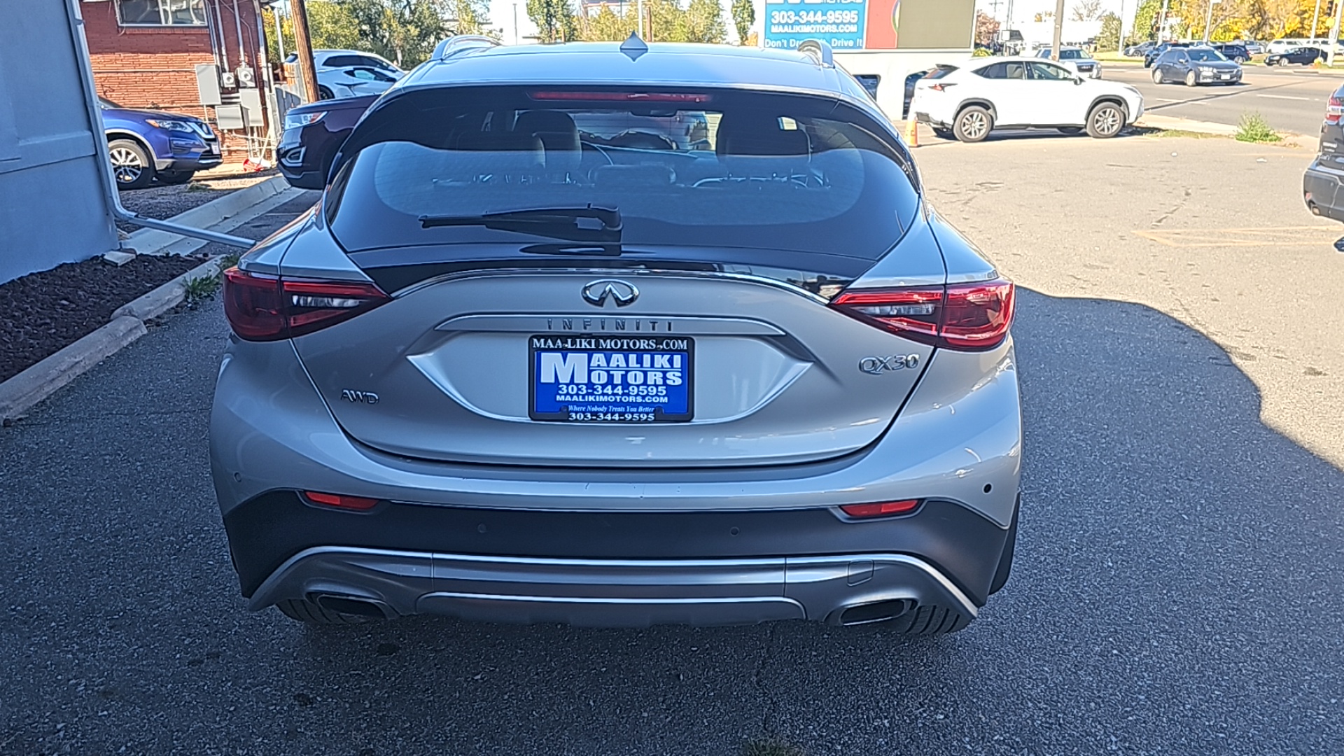 2017 INFINITI QX30  AWD Wagon, Luxurious And Versatile 6