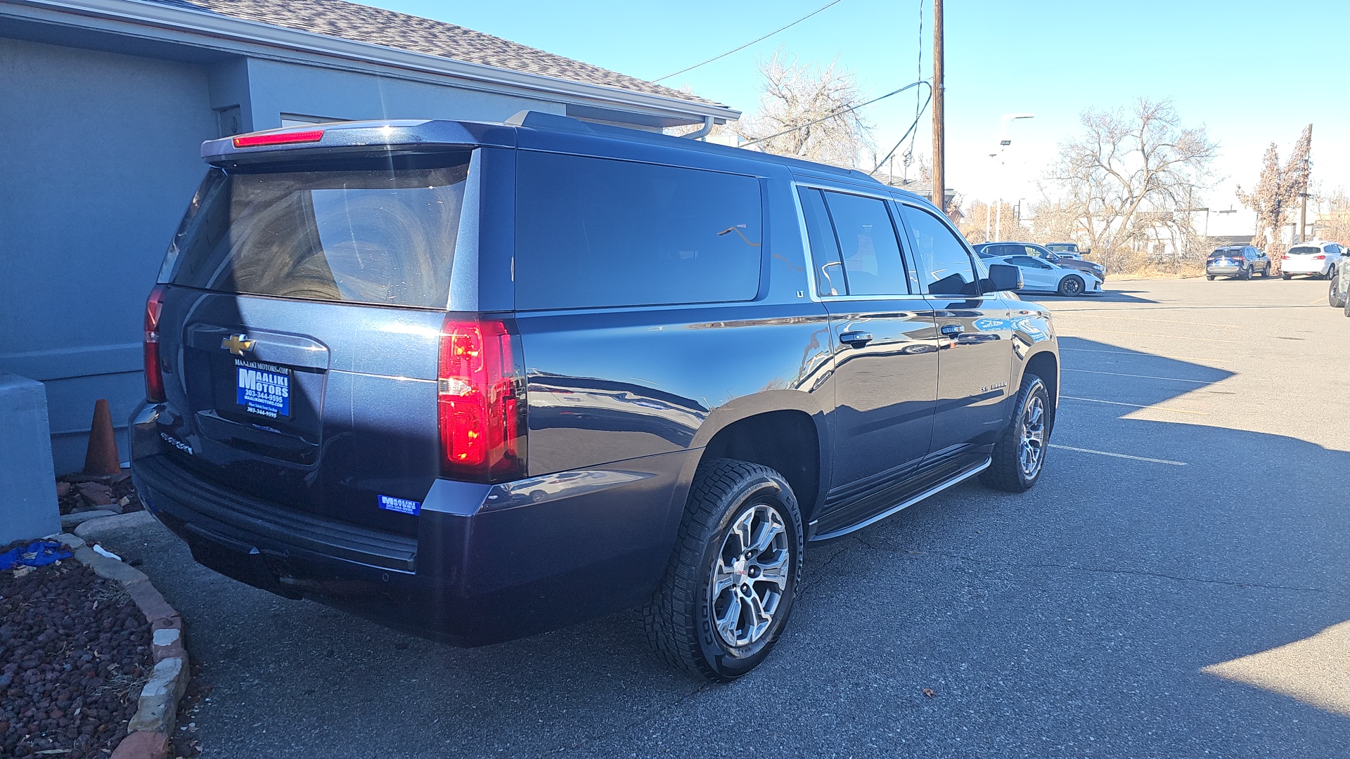 2018 Chevrolet Suburban LT 1500 4WD, EcoTec3 V8, Leather, Heated Seats, Re 5