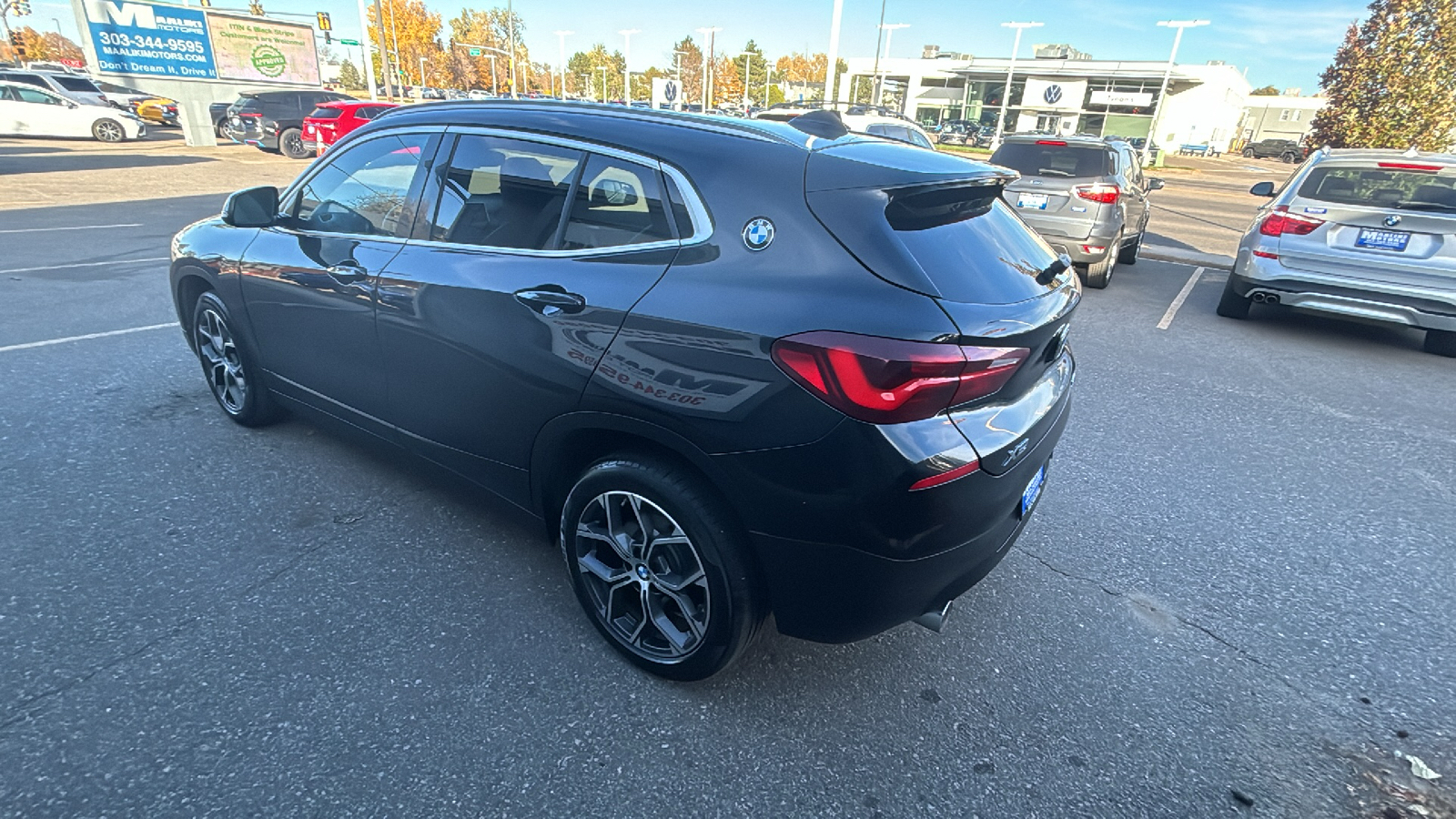 2023 BMW X2 xDrive28i AWD Luxury with Navigation, Leather, and 5