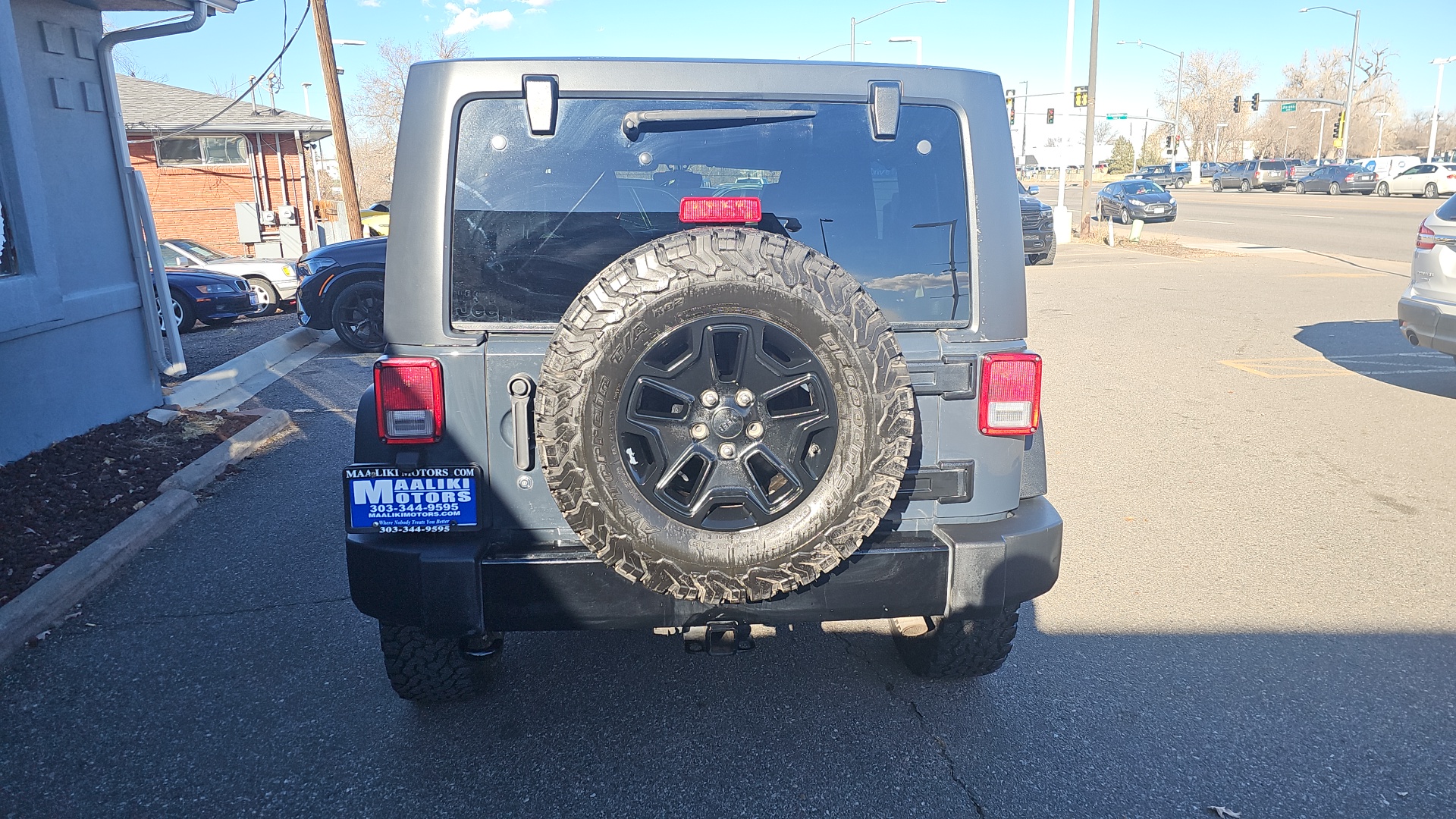 2018 Jeep Wrangler JK Unlimite Willys Wheeler W Adventure-Ready 4WD for Off-Road  5