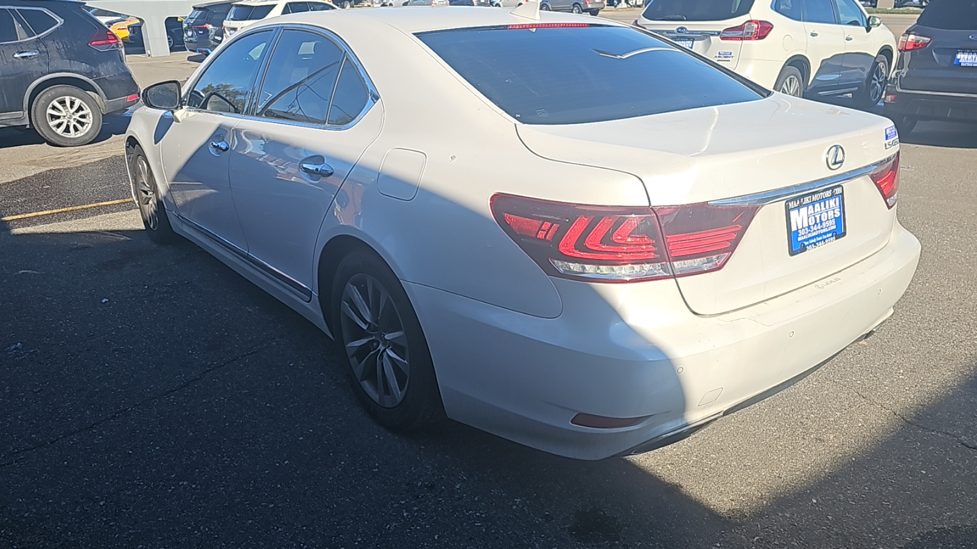 2016 Lexus LS 460  Luxurious Ride with Navigation, Sunroof, and Prem 4