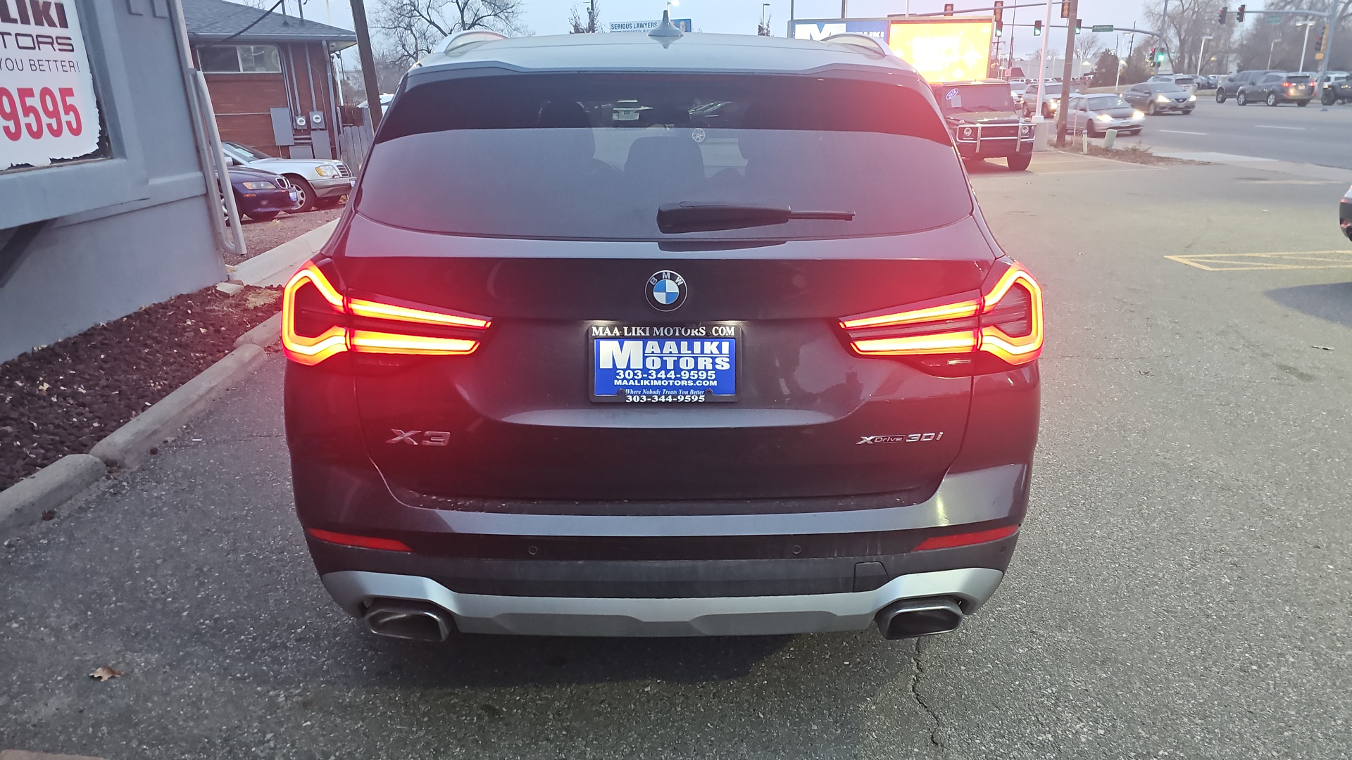 2023 BMW X3 xDrive30i AWD Luxury with Navigation, Leather, and 5