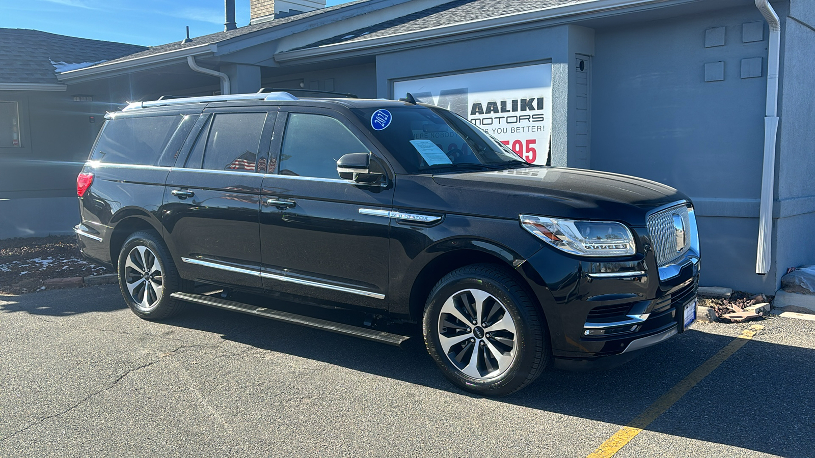 2021 Lincoln Navigator L Reserve One Owner, 4WD, Twin Turbo V6, Sunroof, He 1