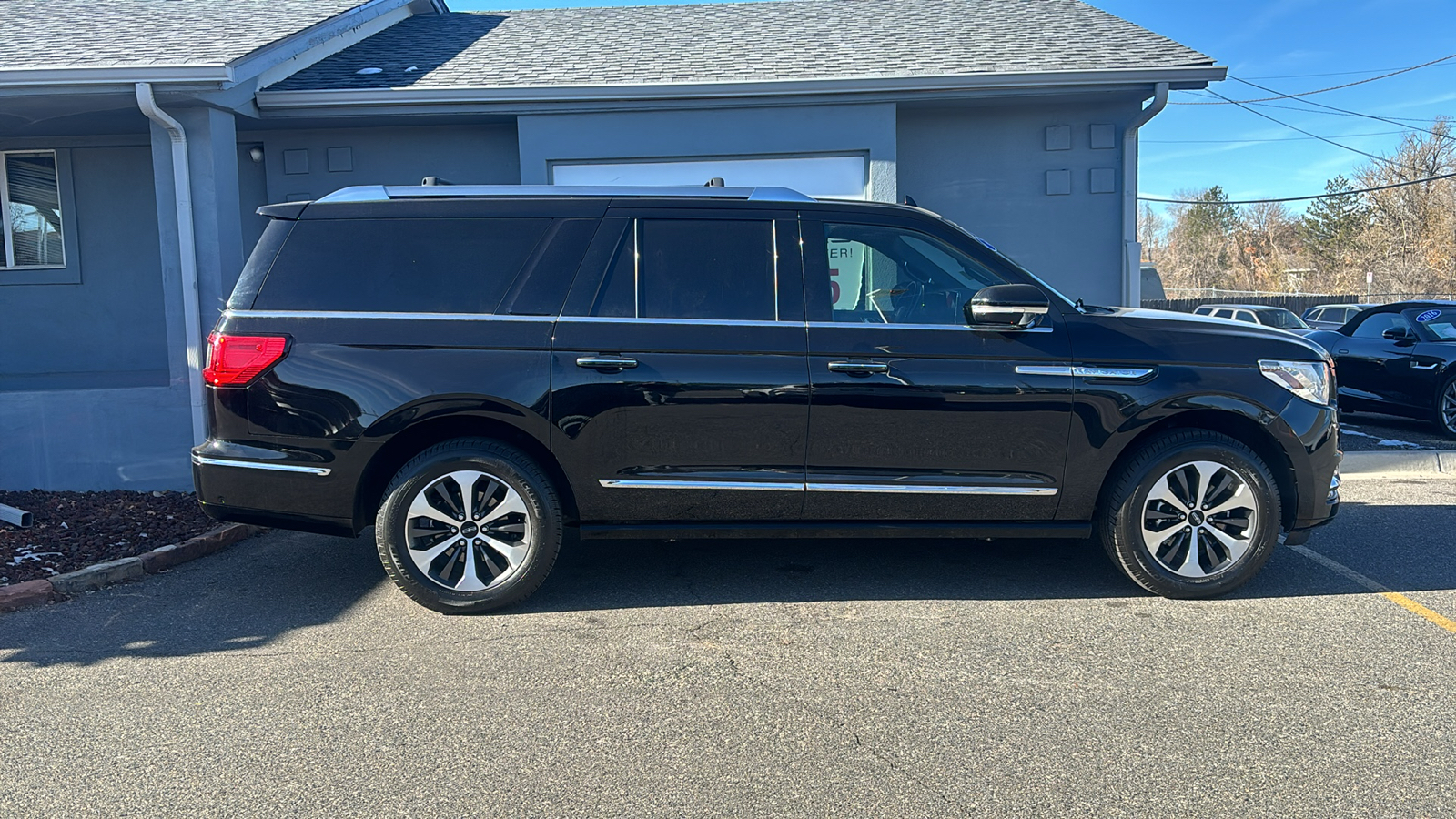 2021 Lincoln Navigator L Reserve One Owner, 4WD, Twin Turbo V6, Sunroof, He 7