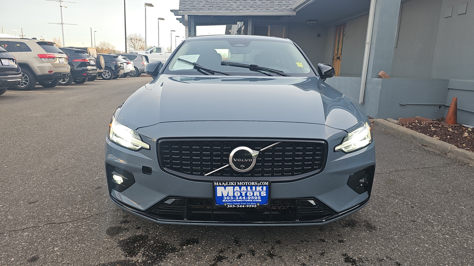 2024 Volvo S60 B5 Ultimate Dark Theme AWD Sedan With Sunroof, Nav 2