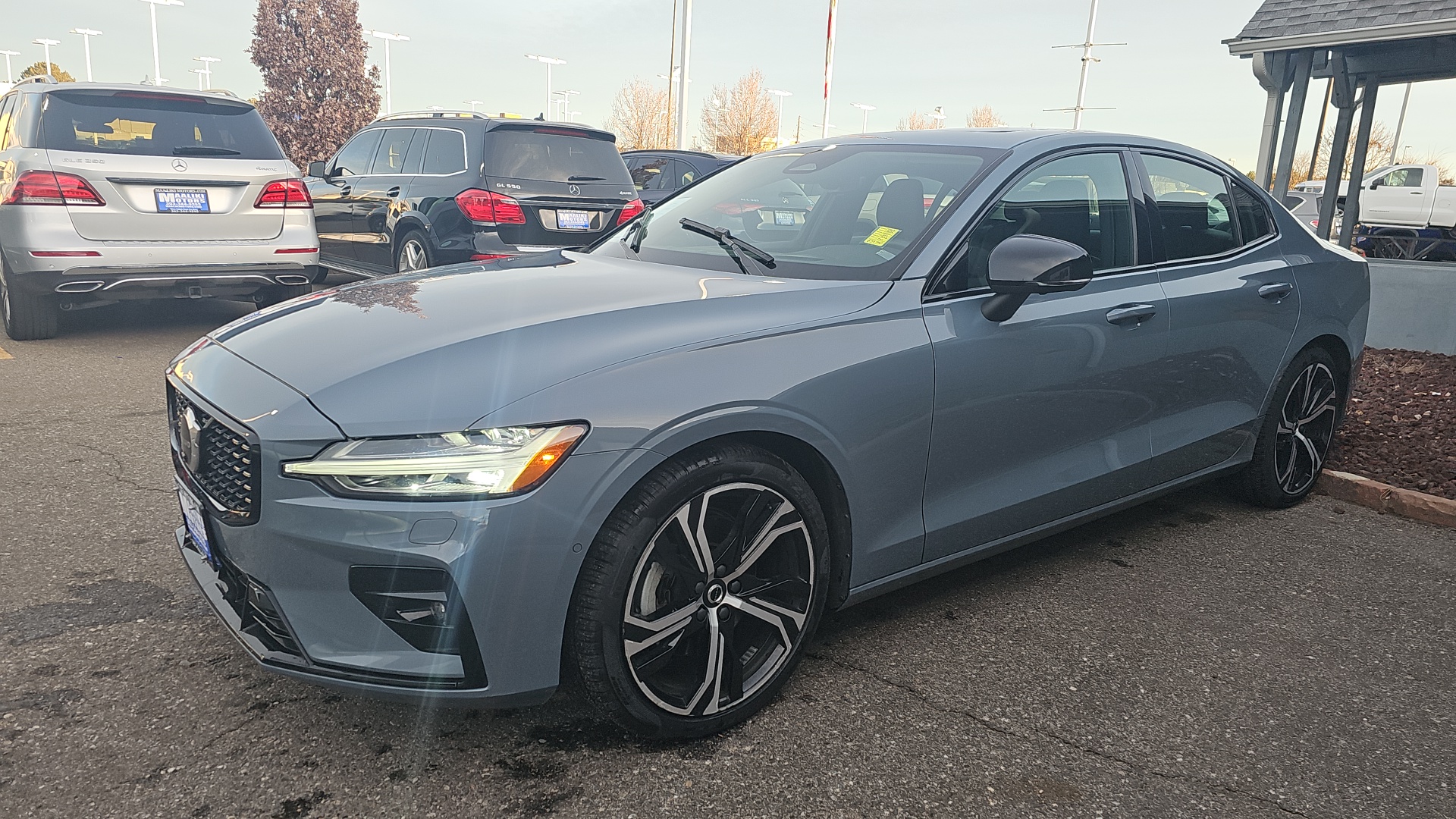 2024 Volvo S60 B5 Ultimate Dark Theme AWD Sedan With Sunroof, Nav 3