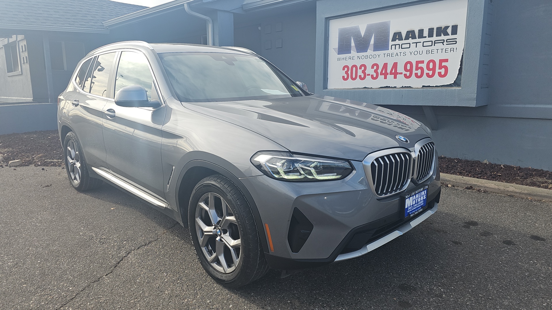 2023 BMW X3 xDrive30i  1