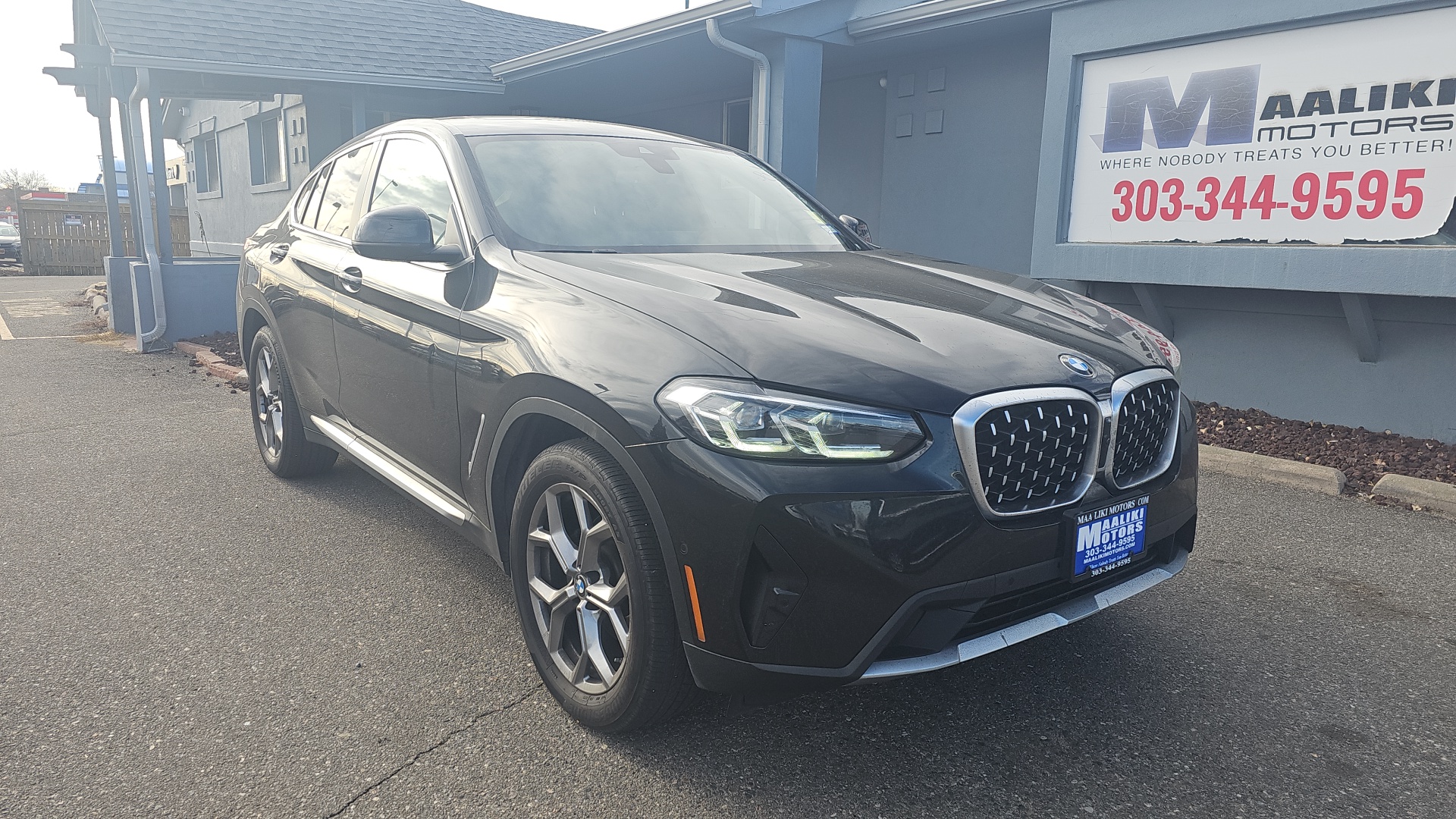 2024 BMW X4 xDrive30i  1