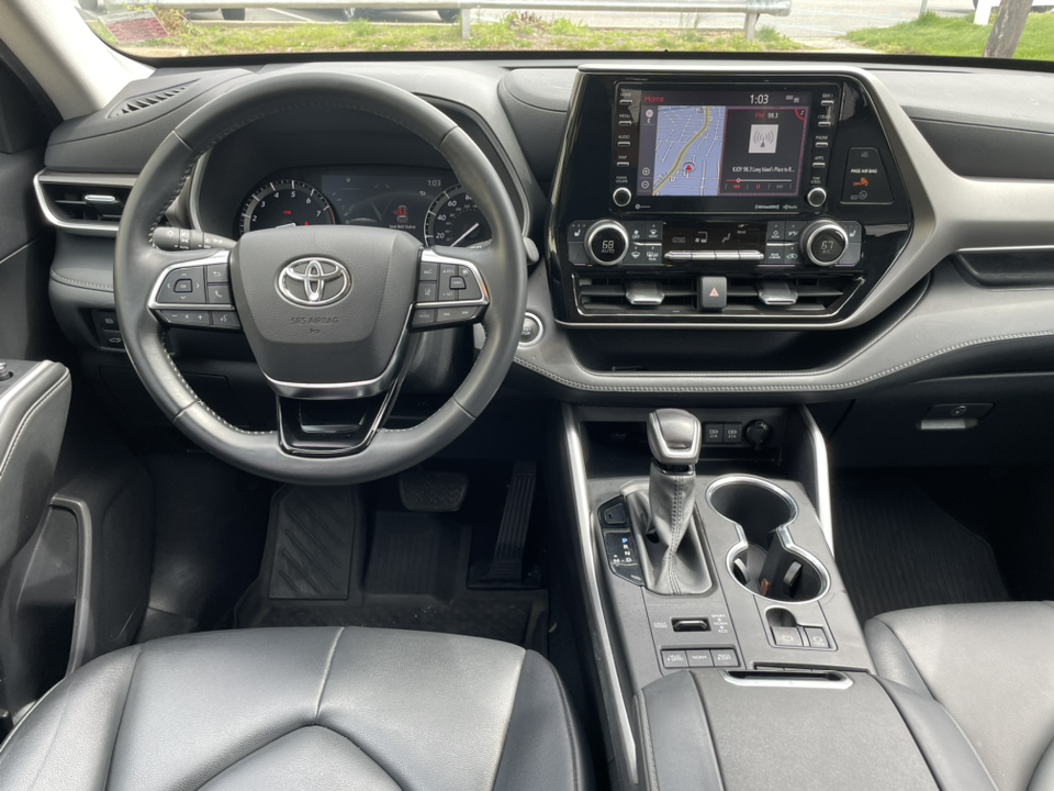 2021 Toyota Highlander XLE 11