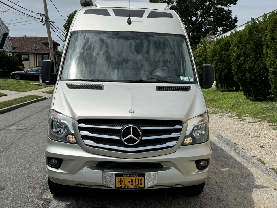 2014 Mercedes-Benz Sprinter 3500 Base 2