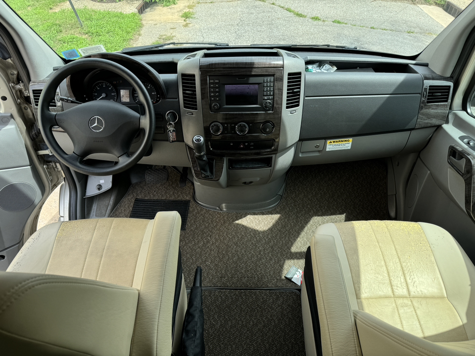 2014 Mercedes-Benz Sprinter 3500 Base 10