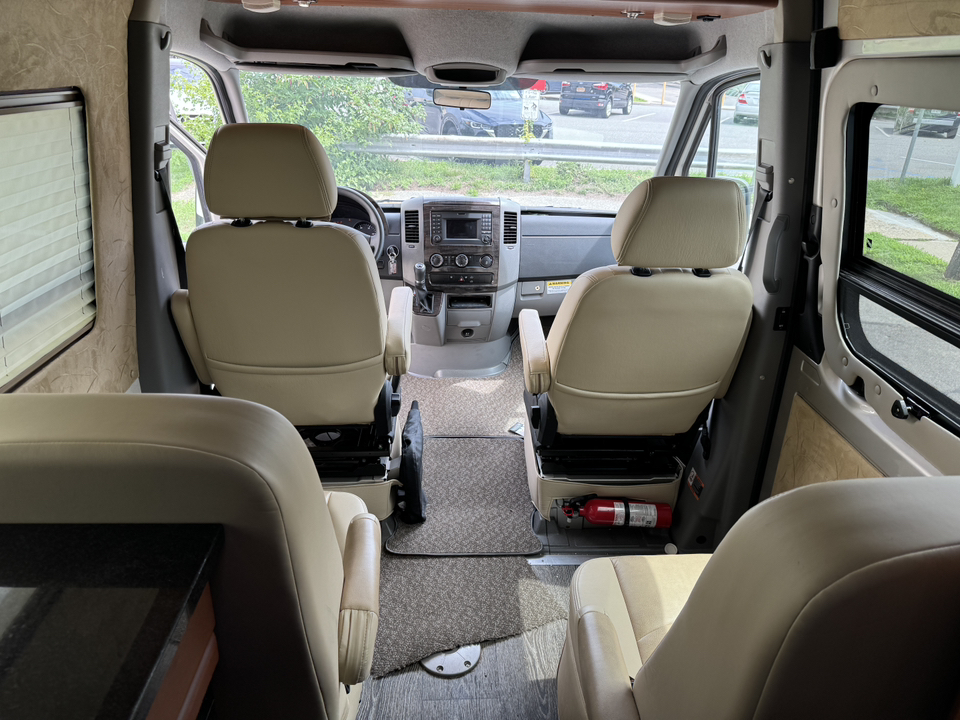 2014 Mercedes-Benz Sprinter 3500 Base 21