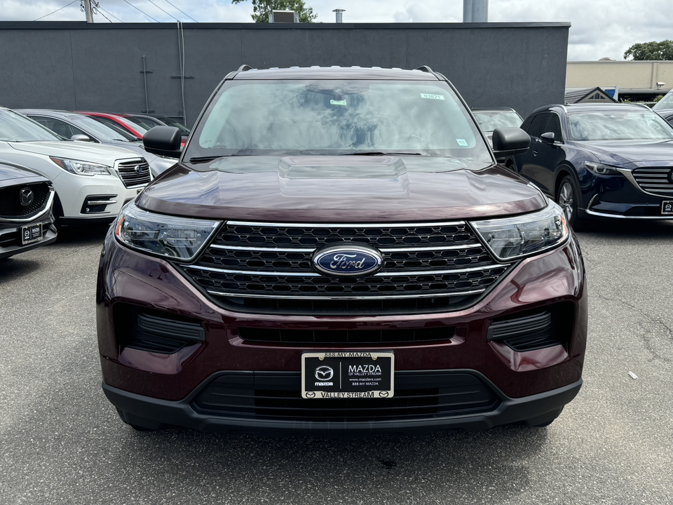 2022 Ford Explorer XLT 2