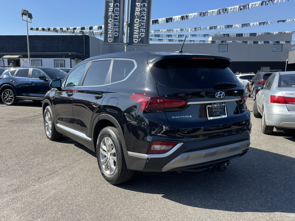 2020 Hyundai Santa Fe SE 6