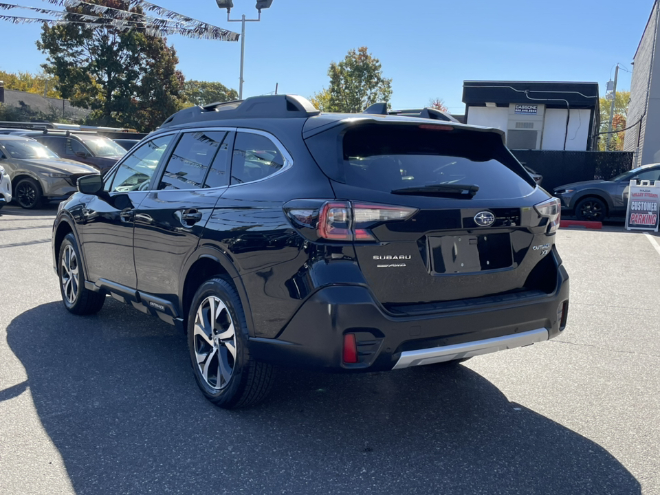 2022 Subaru Outback Limited XT 6