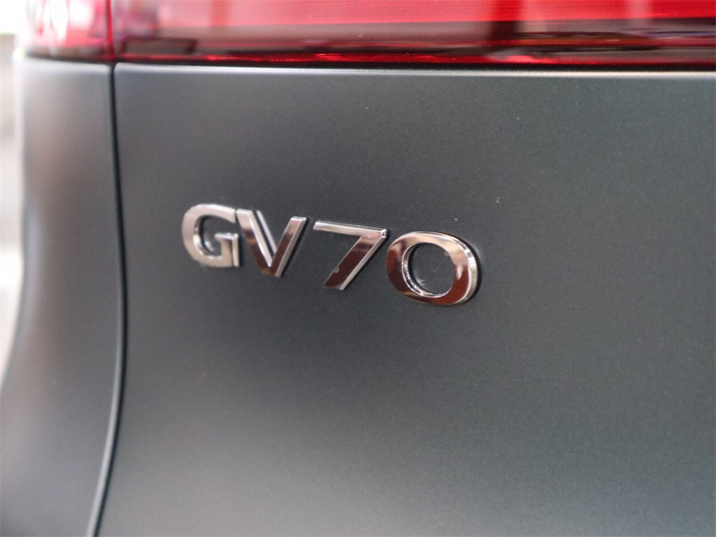 2024 Genesis GV70 2.5T 4