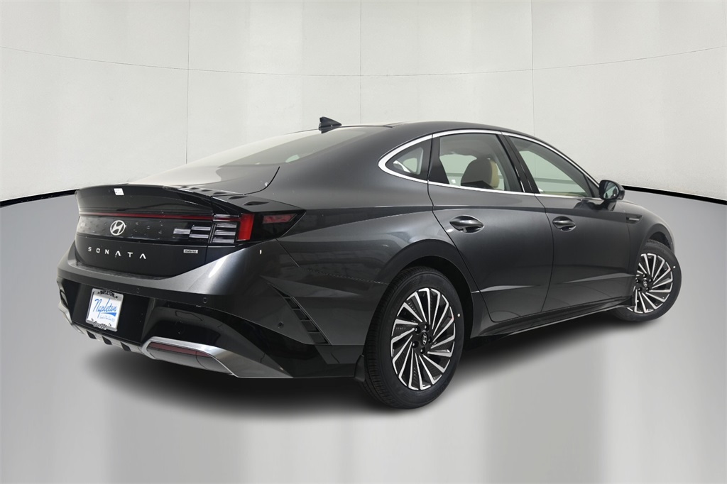 2024 Hyundai Sonata Hybrid Limited 7