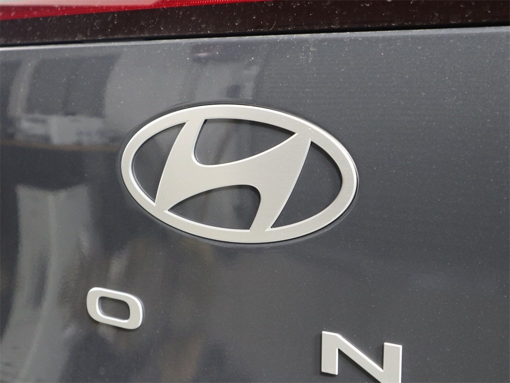 2024 Hyundai Kona Limited 5