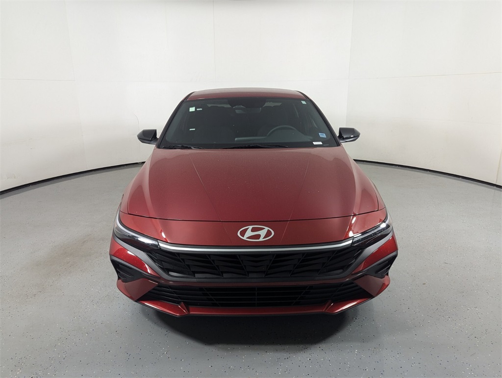 2025 Hyundai Elantra SEL 2