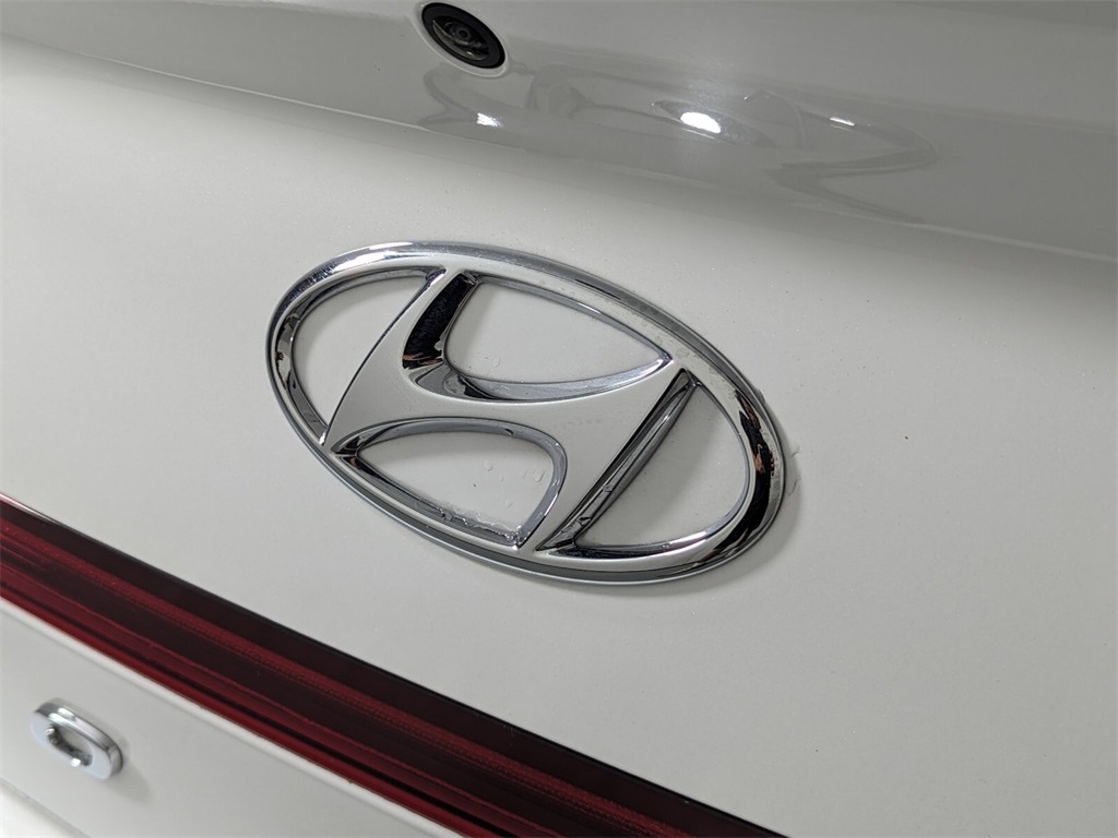 2023 Hyundai Sonata Hybrid SEL 4