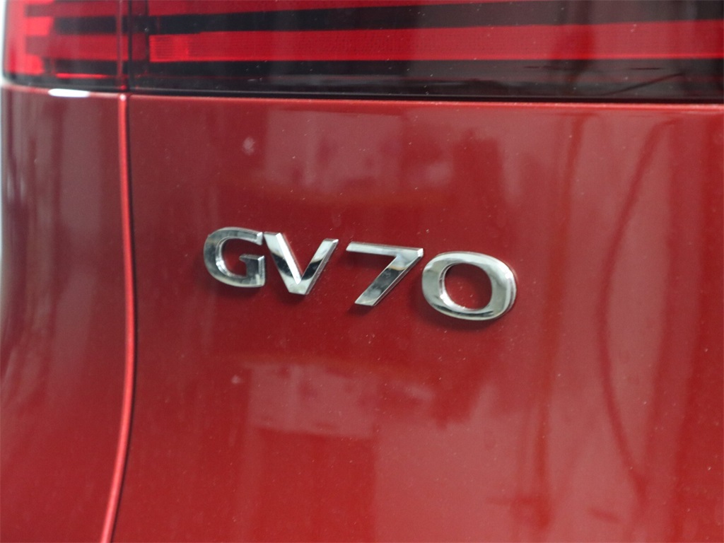 2025 Genesis GV70 2.5T 4