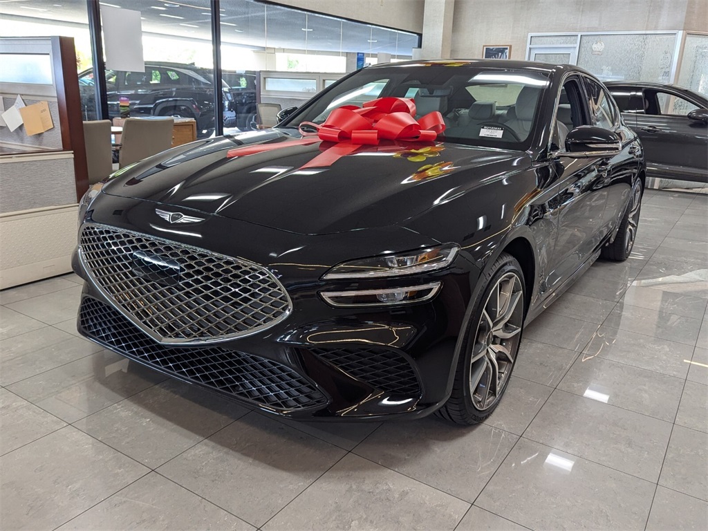 2025 Genesis G70 2.5T 3