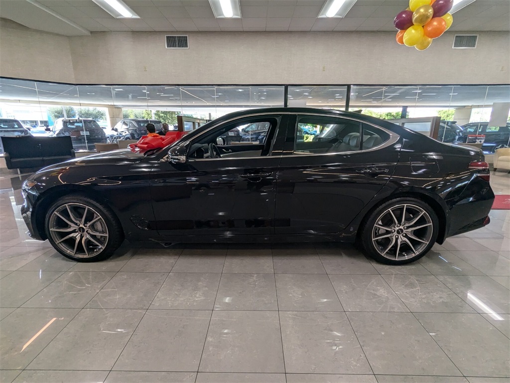 2025 Genesis G70 2.5T 4