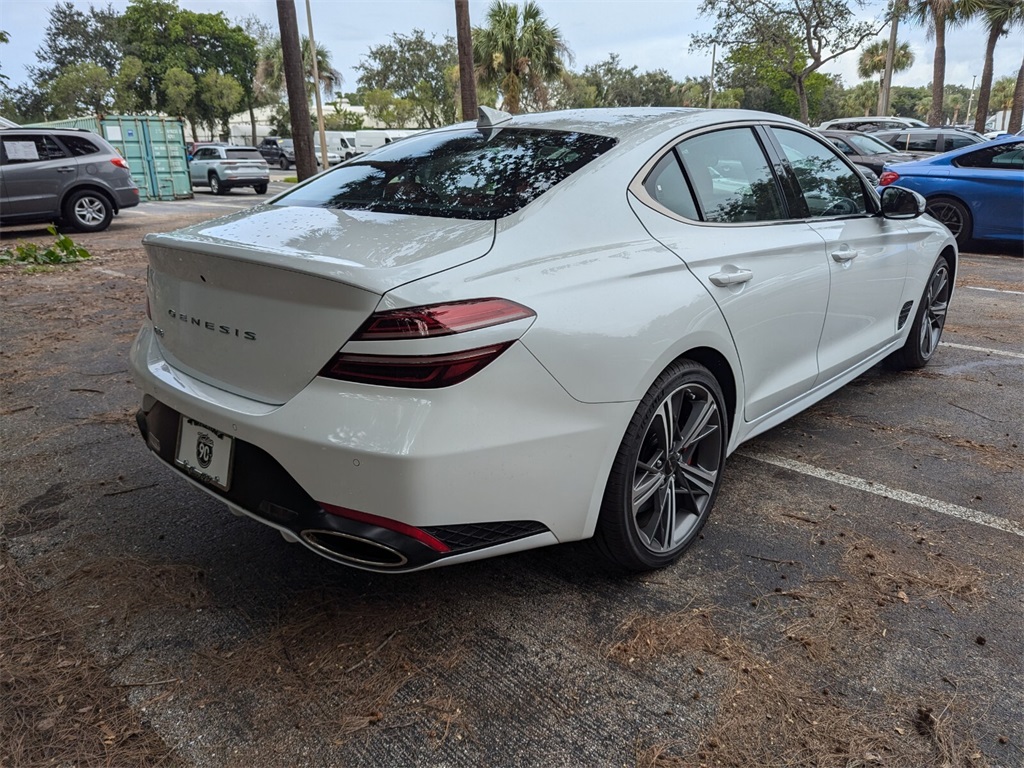 2025 Genesis G70 2.5T 8