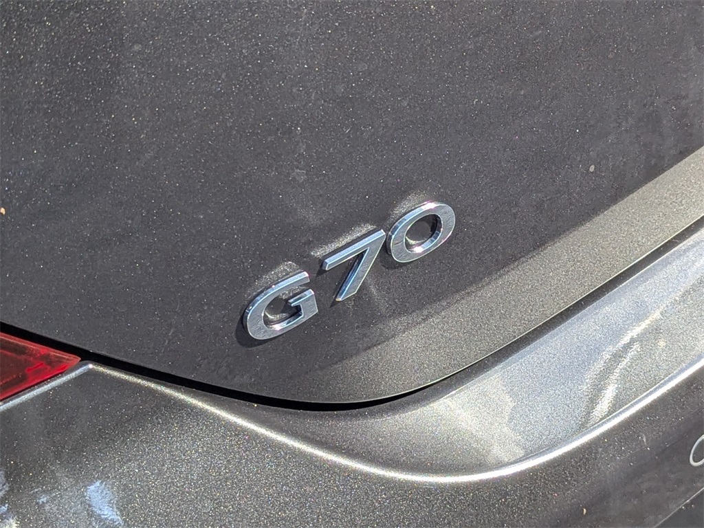 2025 Genesis G70 2.5T 6