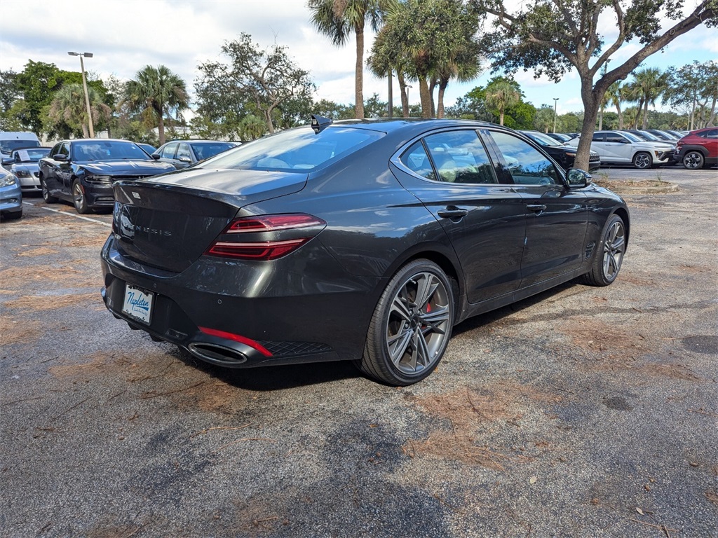 2025 Genesis G70 2.5T 8