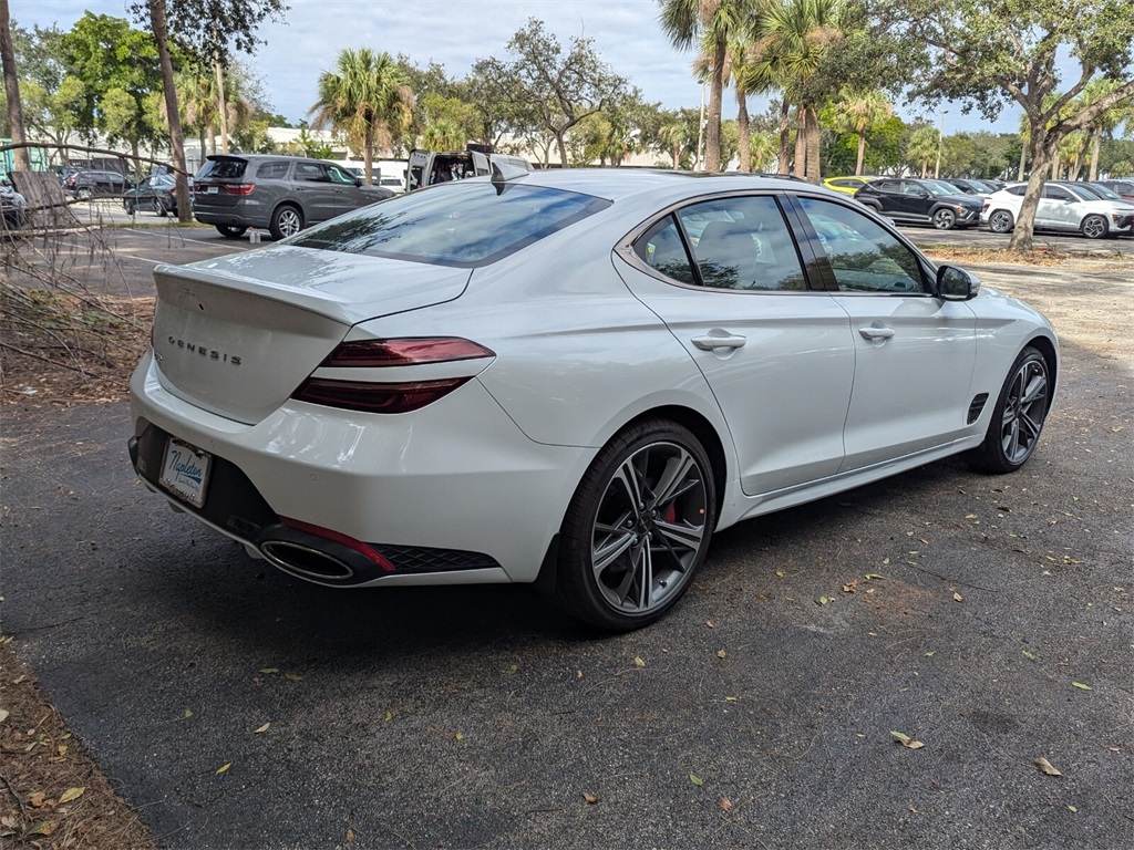 2025 Genesis G70 2.5T 7