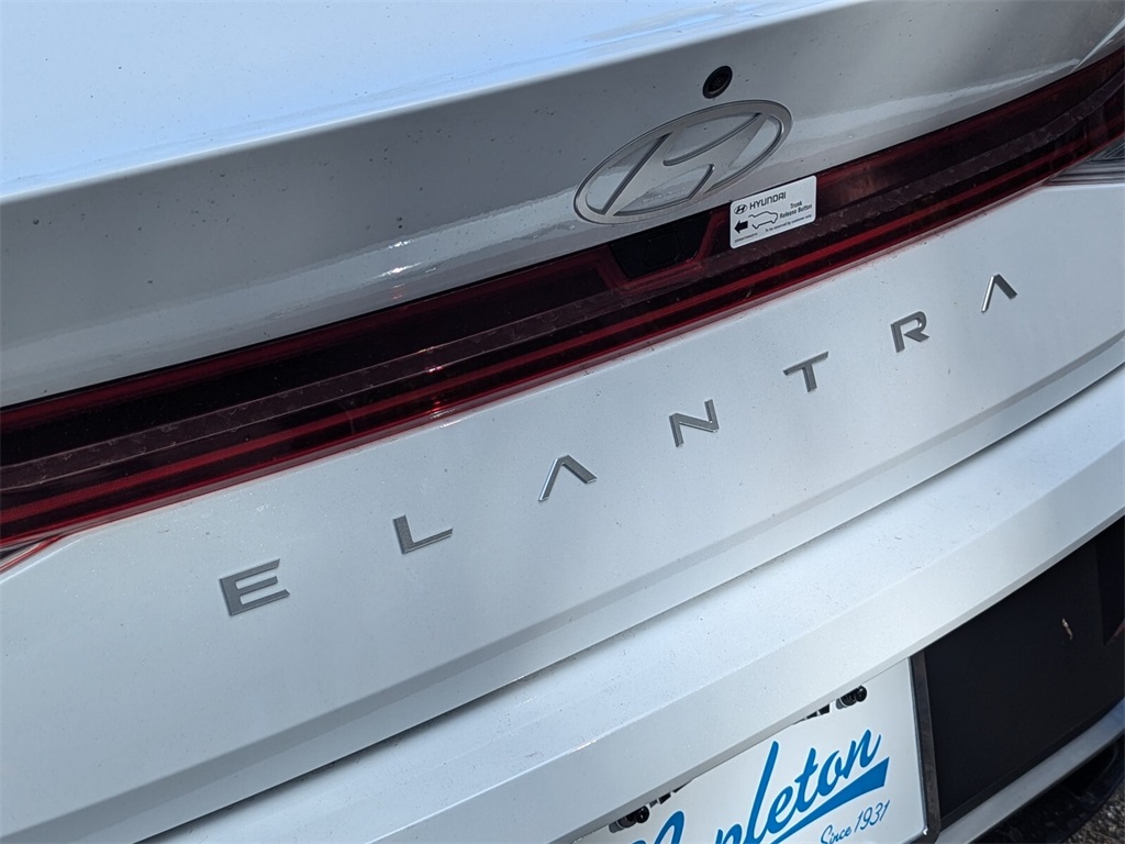 2025 Hyundai Elantra SEL 6