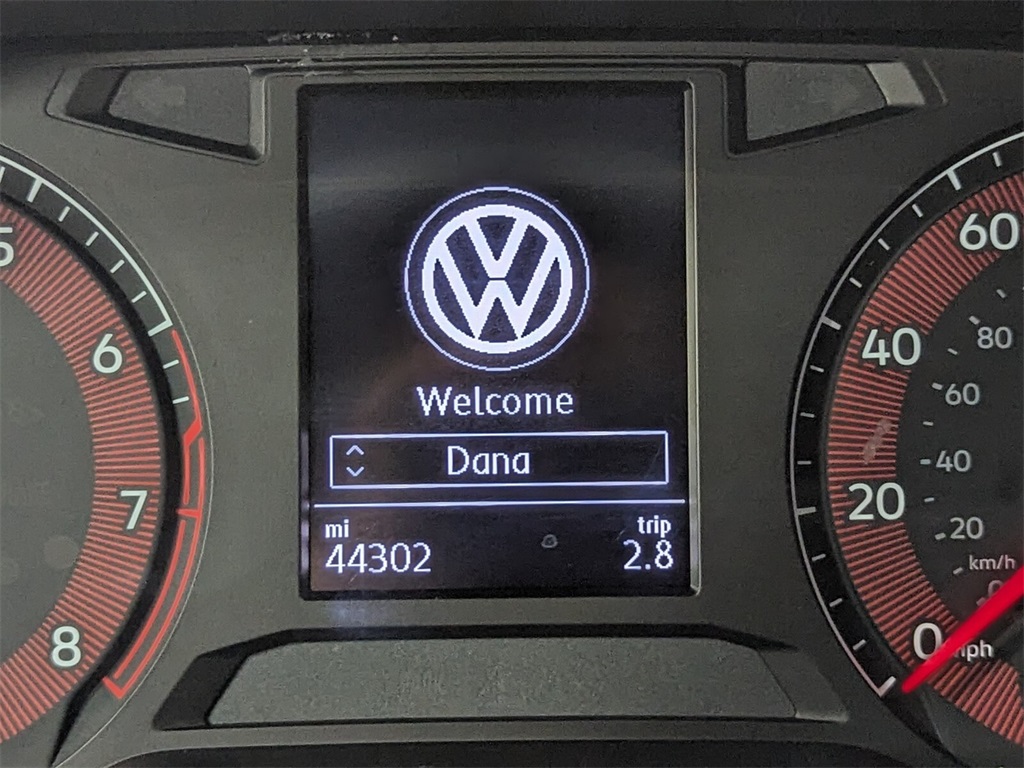 2019 Volkswagen Jetta 1.4T S 10