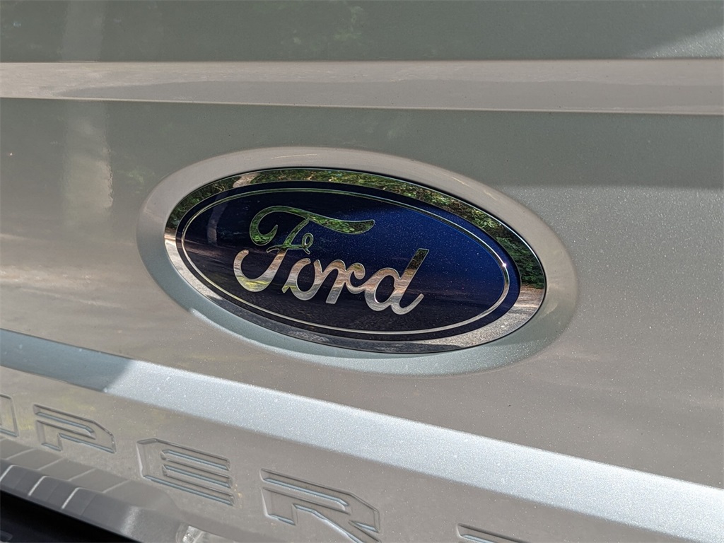 2019 Ford F-350SD Lariat 4