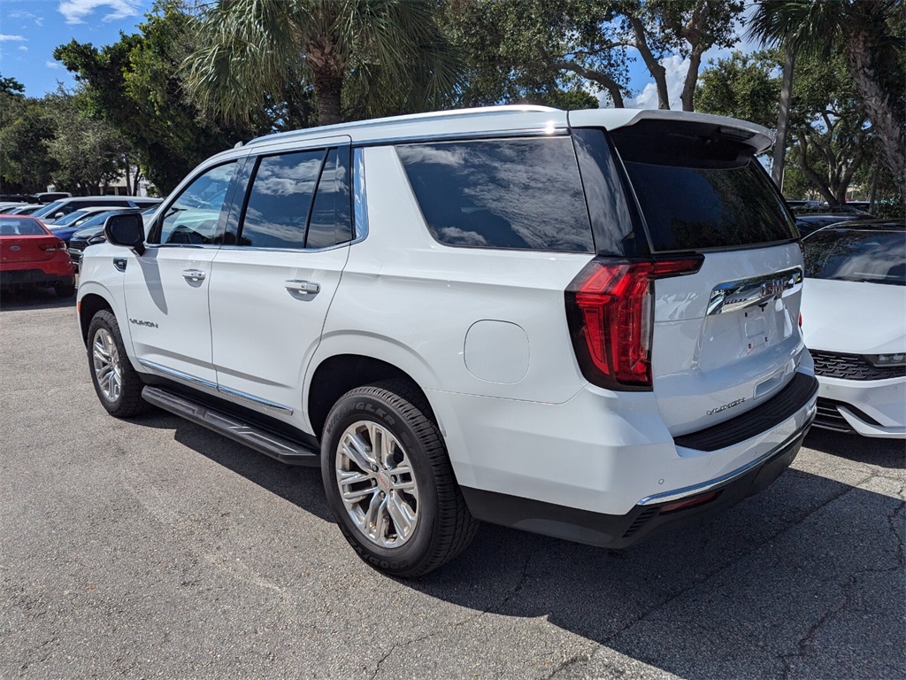 2021 GMC Yukon SLT 14