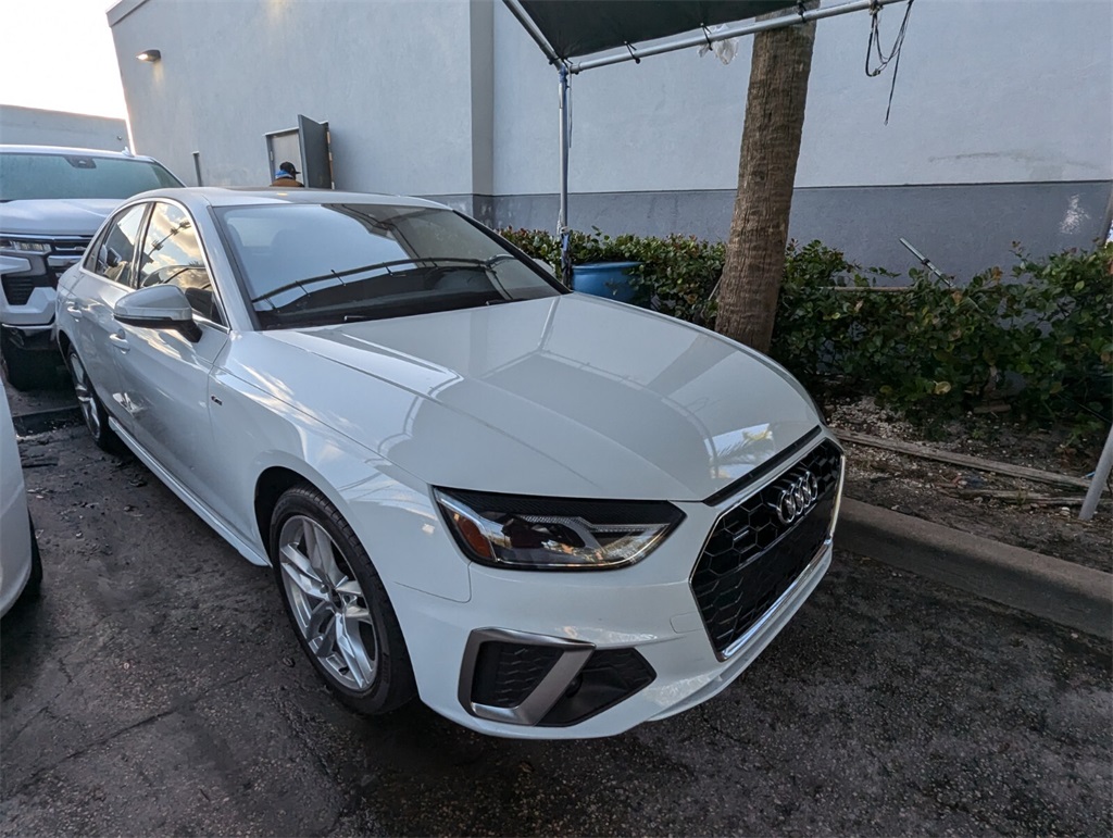 2021 Audi A4 45 S line Premium  14