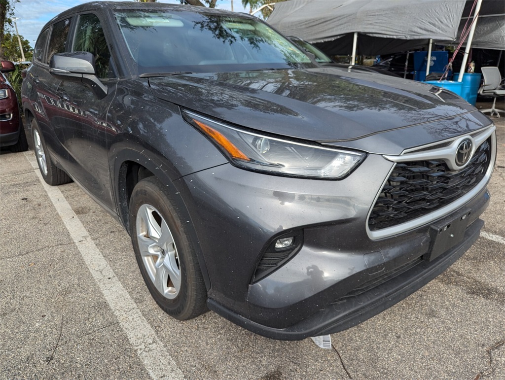 2024 Toyota Highlander LE 4