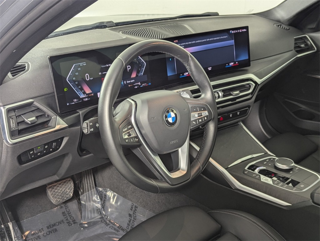 2024 BMW 3 Series 330i 11