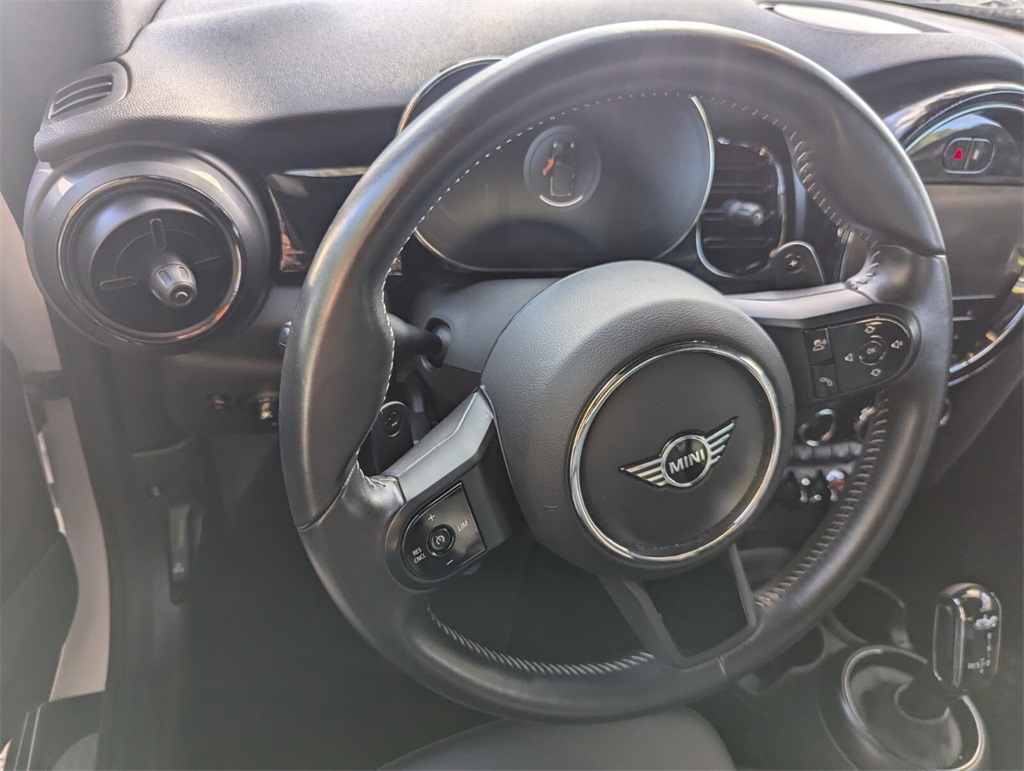 2024 MINI Cooper S Signature 20