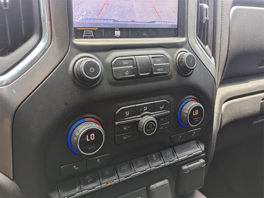 2019 Chevrolet Silverado 1500 RST 13
