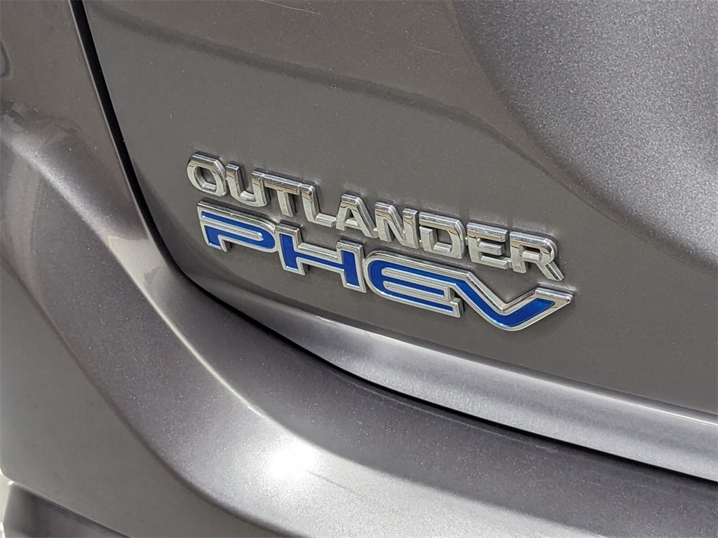 2022 Mitsubishi Outlander PHEV SEL 4
