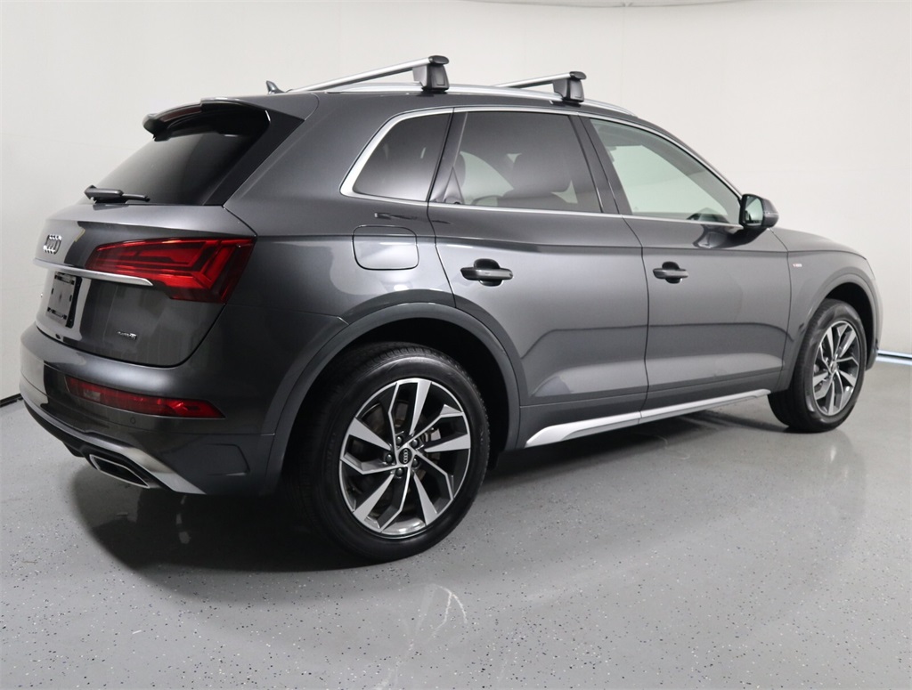 2022 Audi Q5 45 S line Premium Plus 6