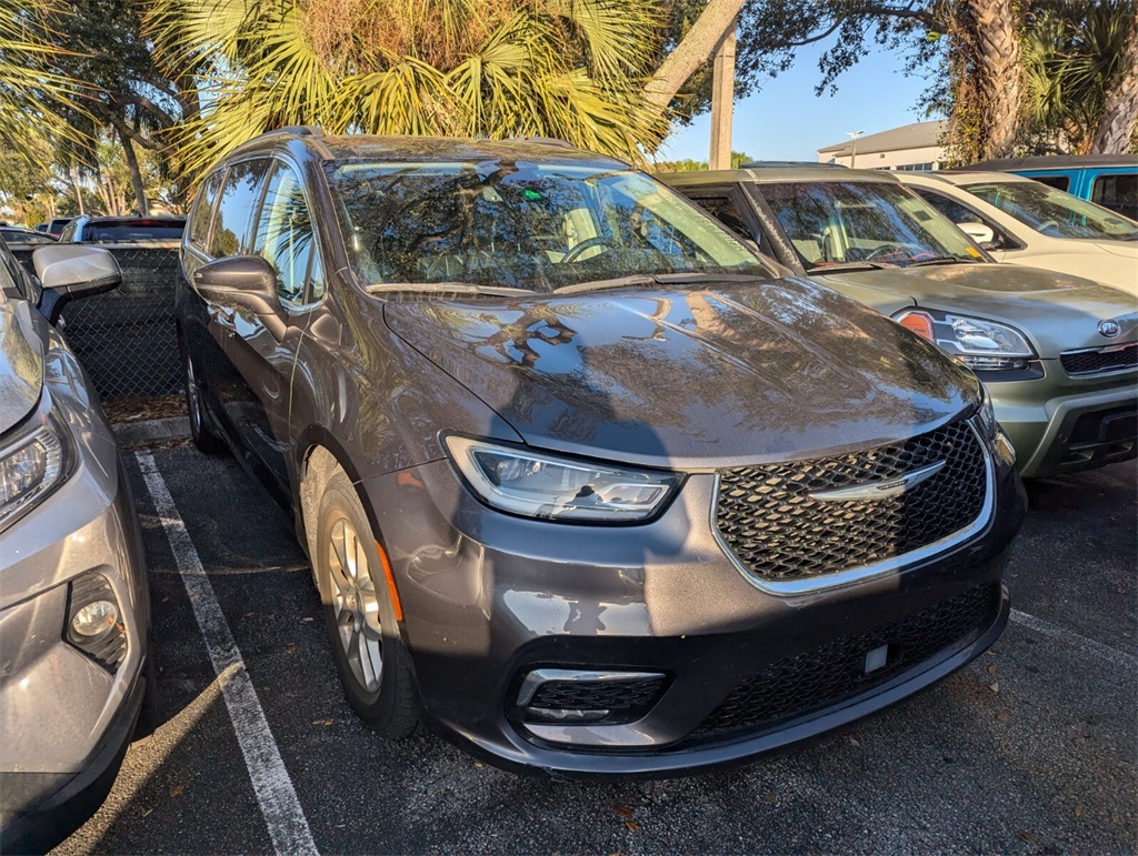 2022 Chrysler Pacifica Touring L 15