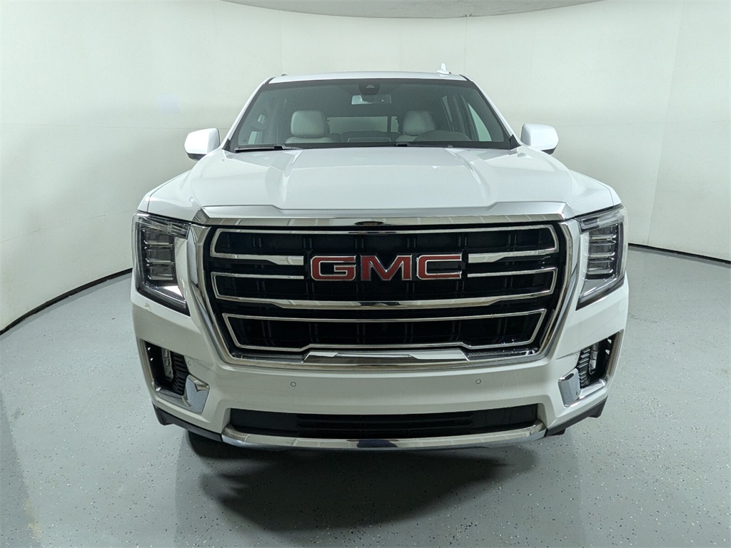 2022 GMC Yukon XL SLT 2