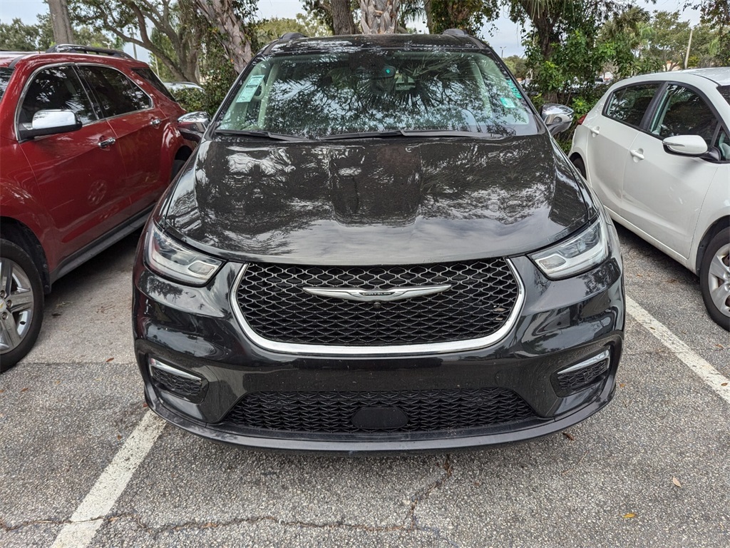 2022 Chrysler Pacifica Limited 5