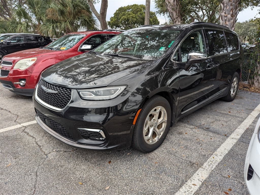 2022 Chrysler Pacifica Limited 7